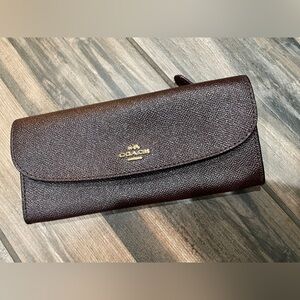 NWT Coach Soft Wallet In Glitter Crossgrain Leather Oxblood F11835